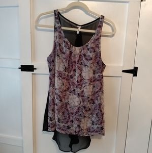 Studio Y Flowing Sheer Tank top size L